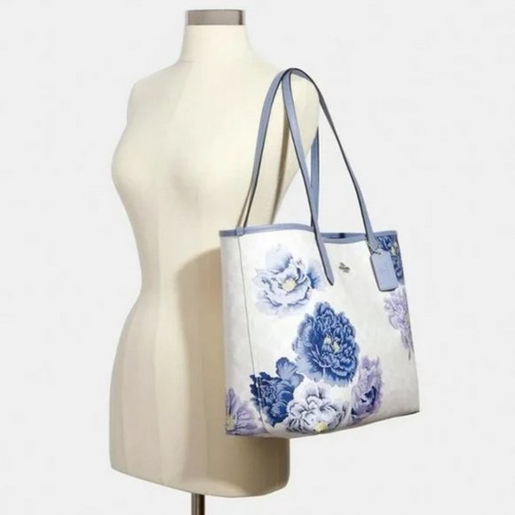 Coach City Tote In Signature Canvas With Kaffe Fassett Print - Picture 2 of 5